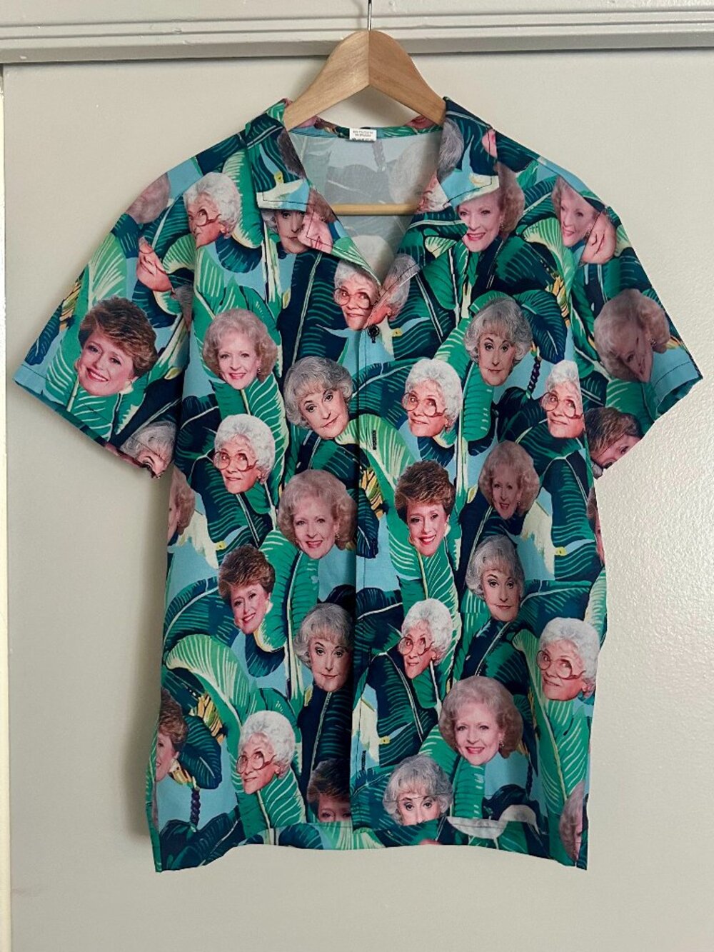 Golden Girls Sleeveless Button Up Shirt All Over Print TV Show Large